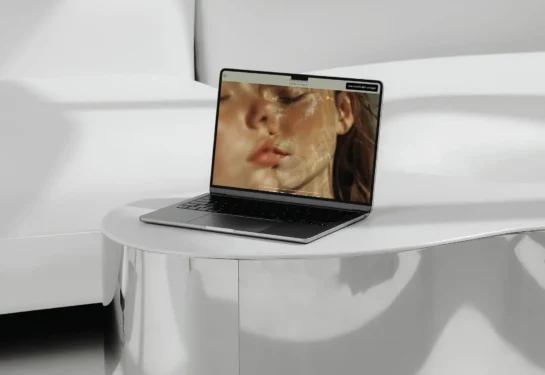 institut-uniq-Laptop